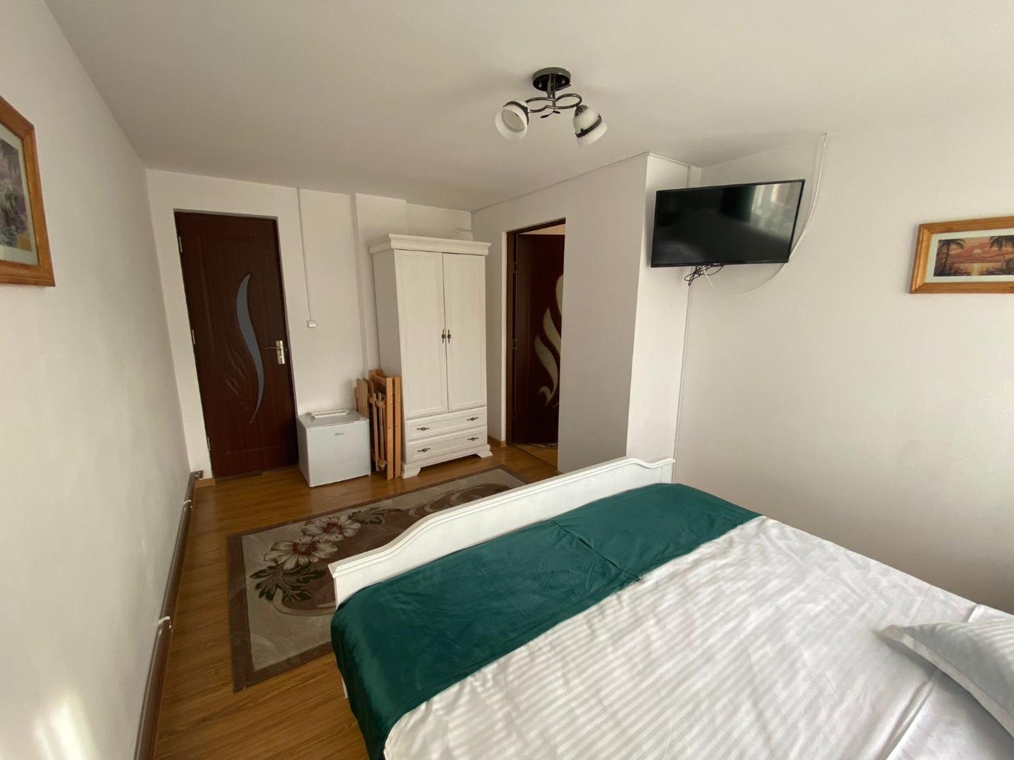 Casa Irina Hotel มานาสทิรีอา ฮูโมรูลุย ภายนอก รูปภาพ