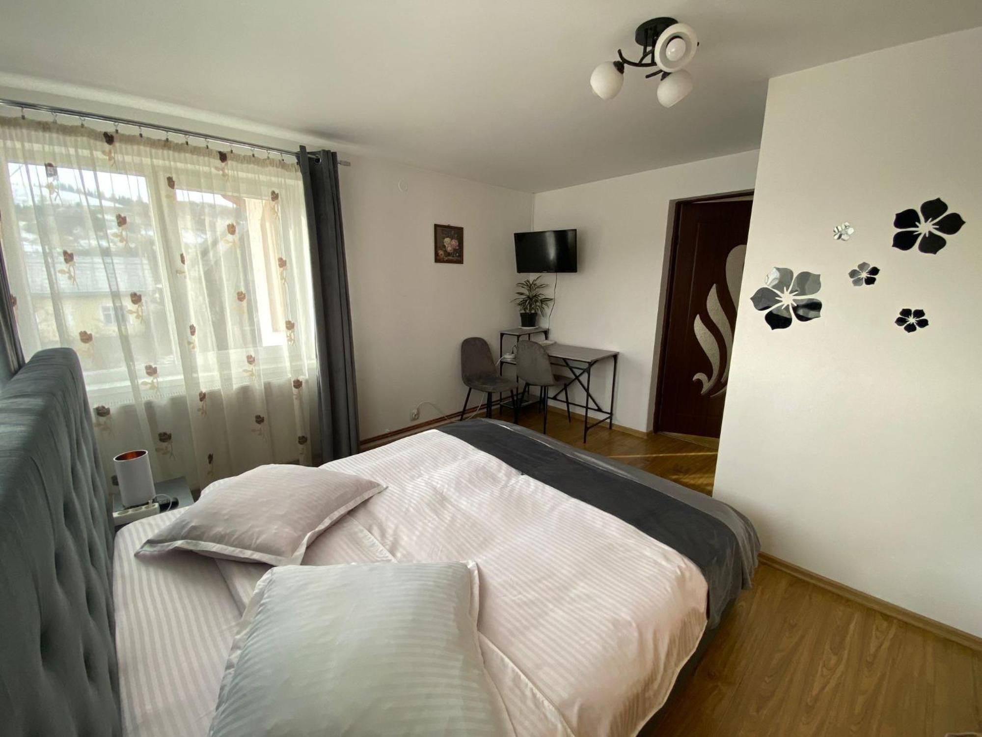 Casa Irina Hotel มานาสทิรีอา ฮูโมรูลุย ภายนอก รูปภาพ