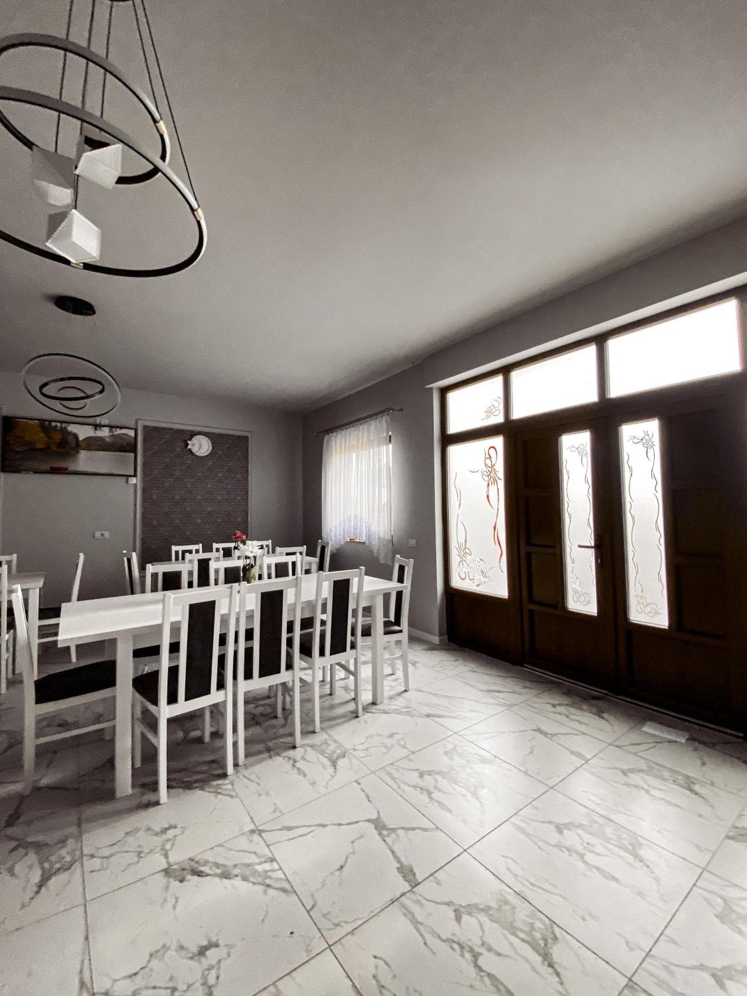 Casa Irina Hotel มานาสทิรีอา ฮูโมรูลุย ภายนอก รูปภาพ