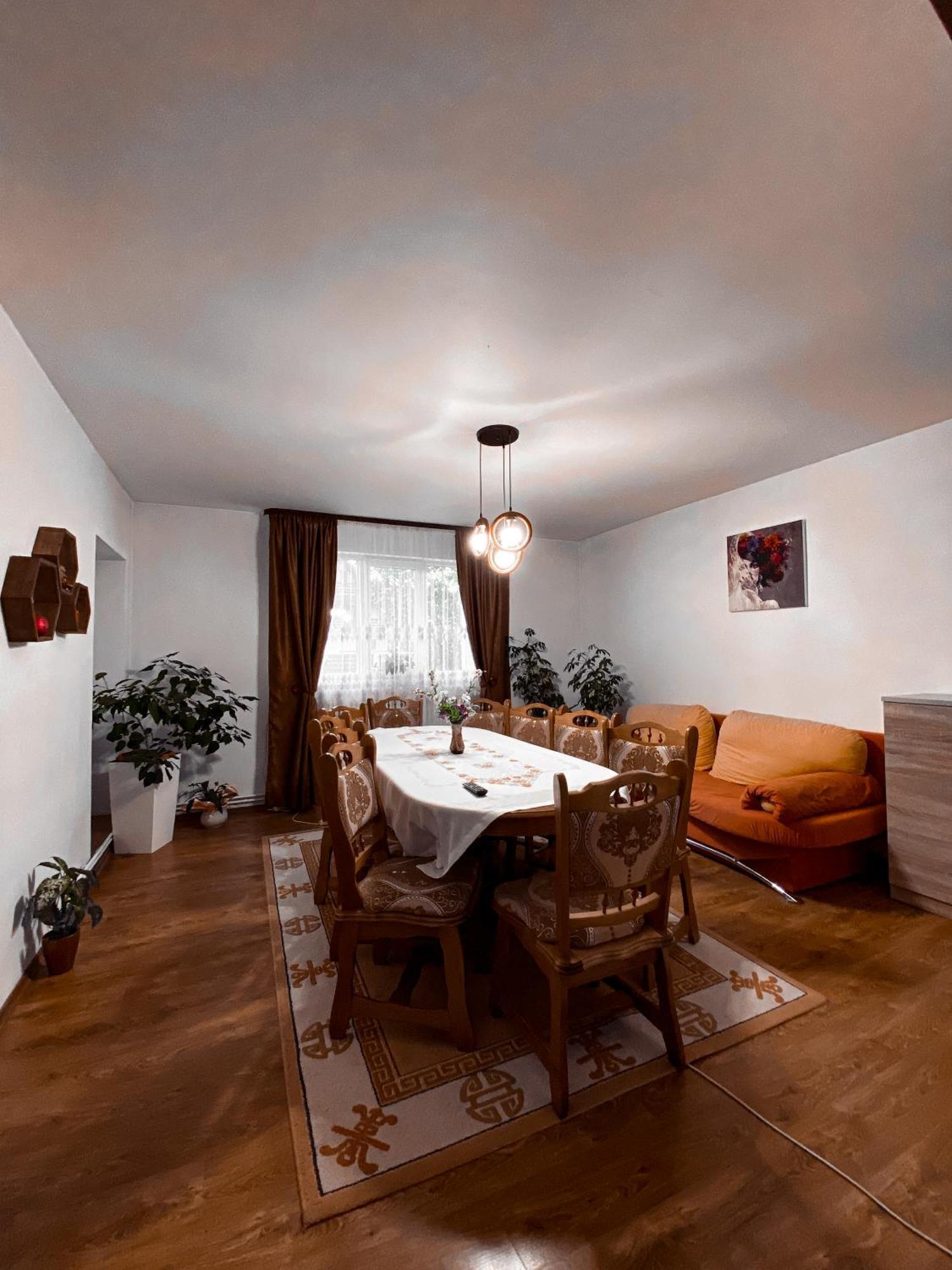 Casa Irina Hotel มานาสทิรีอา ฮูโมรูลุย ภายนอก รูปภาพ